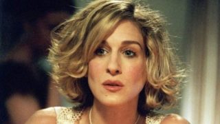 Sfera versiona el vestido que Carrie Bradshaw llevó en Paris y lo vende por 39,99 euros