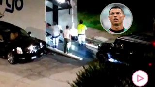 Cristiano Ronaldo se lleva sus coches de Turín / CALCIO PER SEMPRE