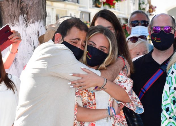 David Flores rompe a llorar y abraza a su hermana / Gtres