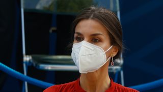 La Reina Letizia durante el acto / Gtres