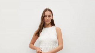 Mango vende la alternativa al vestido ibicenco tradicional más favorecedor y con descuento