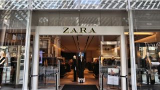 Zara versiona las mules Christian Louboutin de 700 euros dignas de Cenicienta