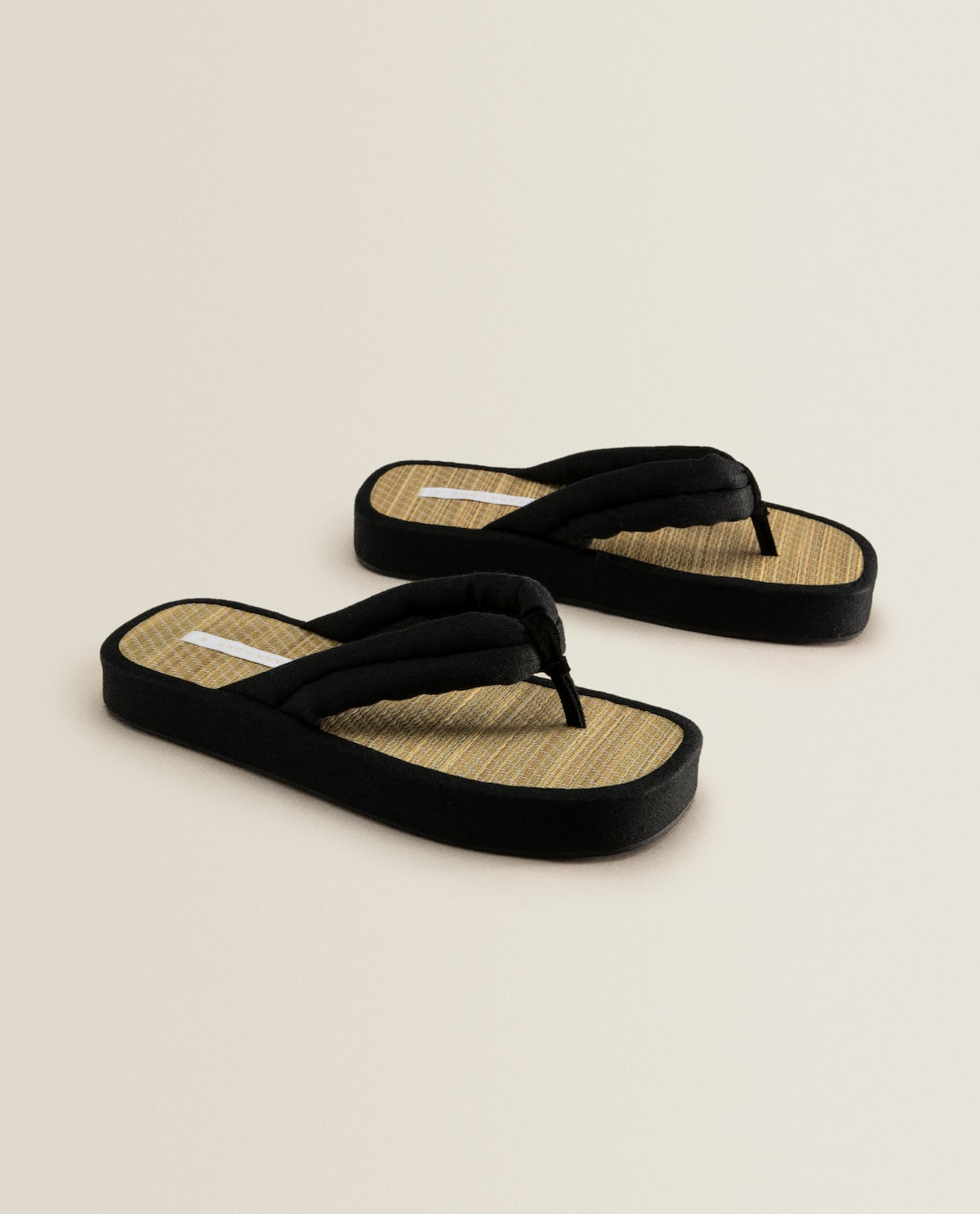 Las sandalias de Zara Home, bonitas y baratas, rompen todos los récords de ventas este verano