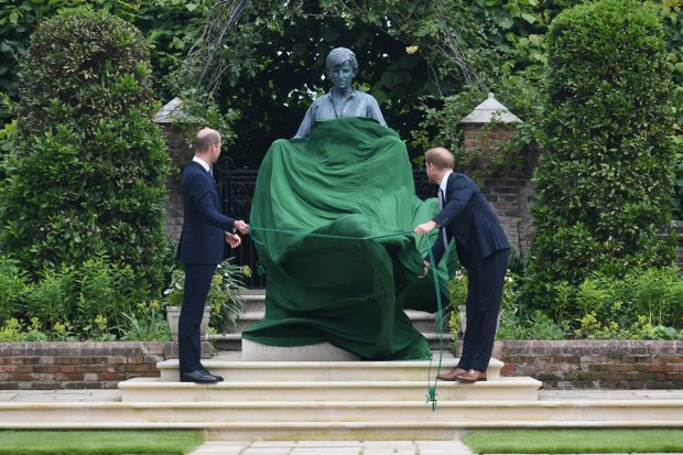 Estatua en homenaje a Diana