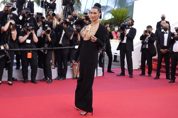 Bella Hadid en el Festival de Cannes 2021./Gtres