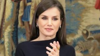 Mango rebaja el zapato que comparten Letizia y la Princesa Leonor