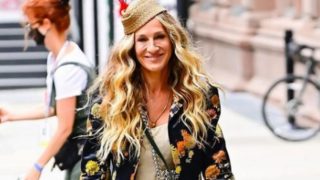 Zara se adelanta a Carrie Bradshaw y trae a España los mule con cadena de Manolo Blahnik