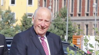 Harald de Noruega a su llegada al acto / Gtres