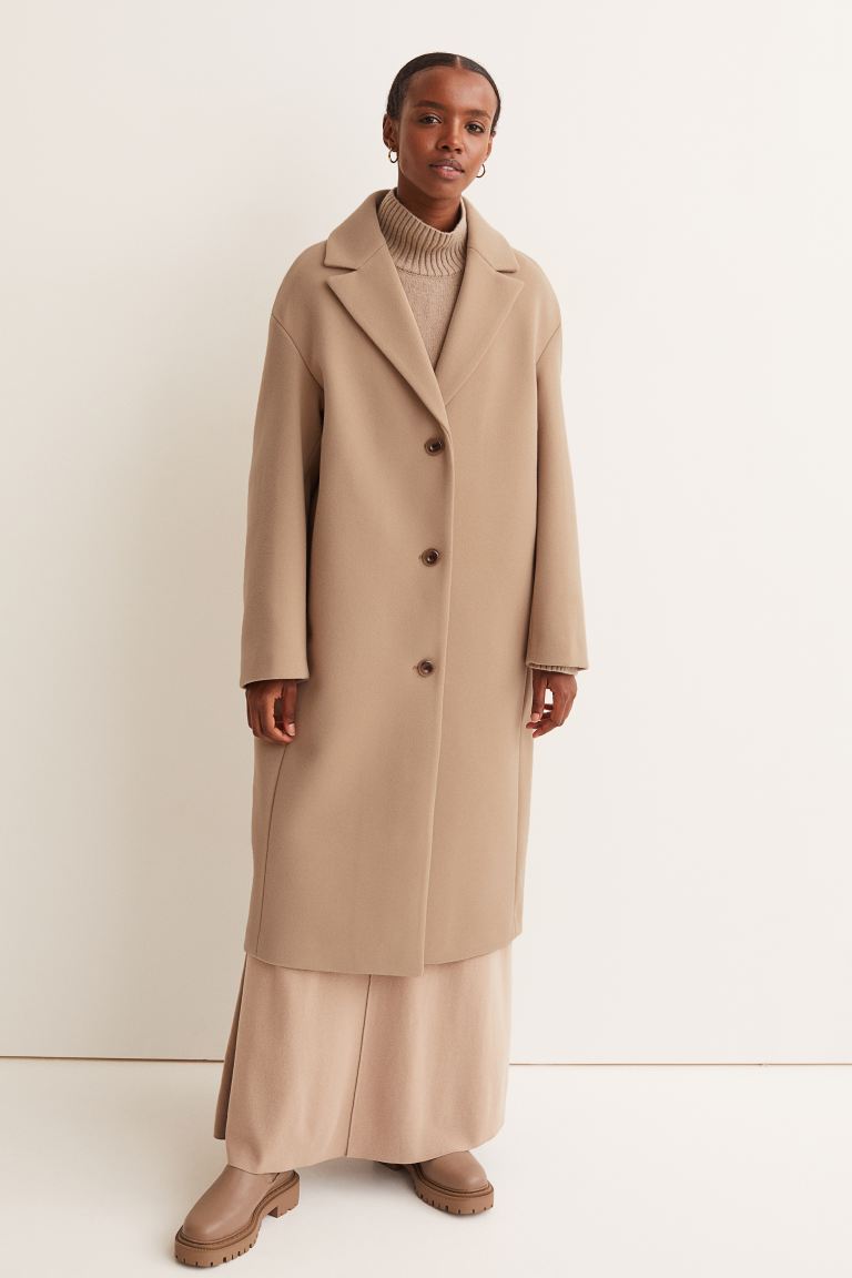 H&M tiene el abrigo que necesitas para este invierno a precio regalado: menos de 40 euros