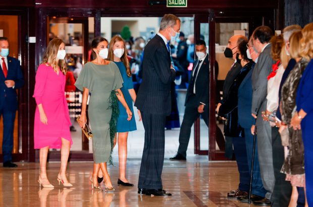 La Familia Real, en el Concierto previo a los Premios Princesa de Asturias / Gtres