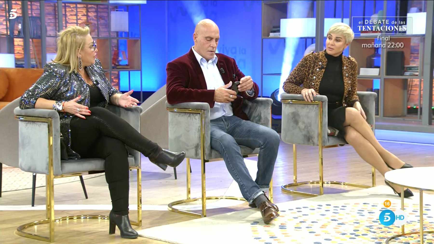 Ana María Aldón con Kiko Matamoros y Raquel Mosquera en plató / Telecinco