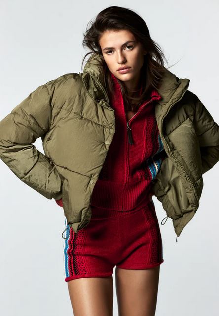 Zara descuenta su abrigo estrella para el invierno y arrasa en internet: te contamos como conseguirlo
