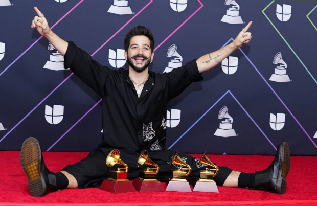 Camilo, con sus cuatro Grammys / Gtres