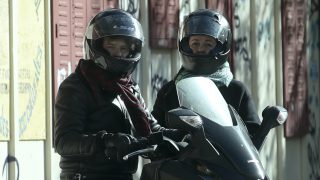 María Adánez e Ignacio Fernández Medrano en moto / Gtres