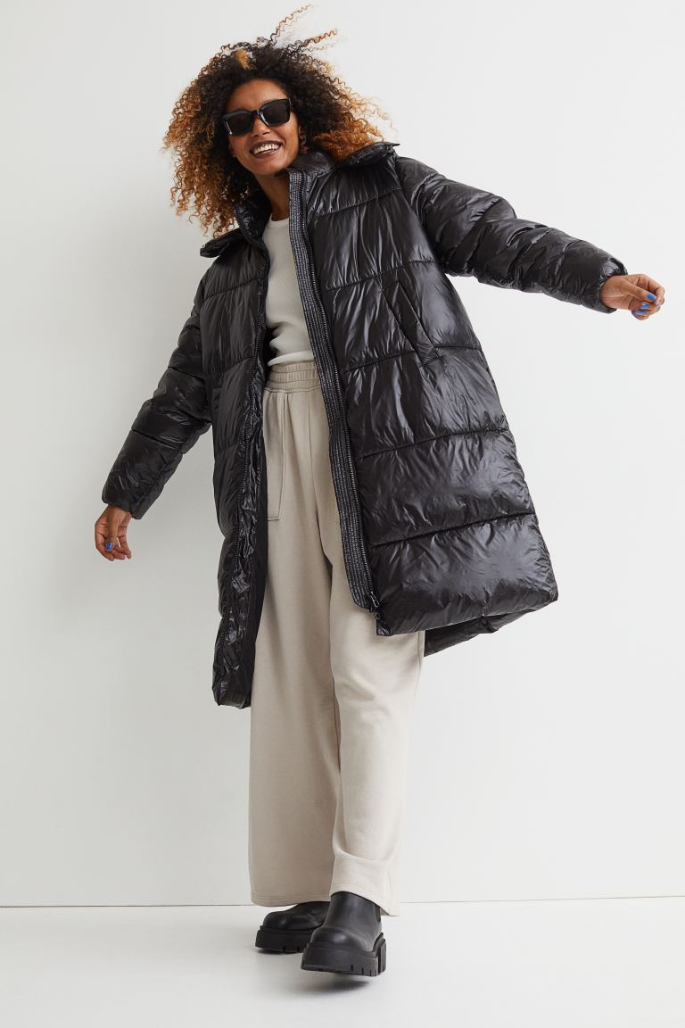 No encontrarás algo igual: el mejor abrigo de H&M cuesta menos de 50 euros y es de nueva colección