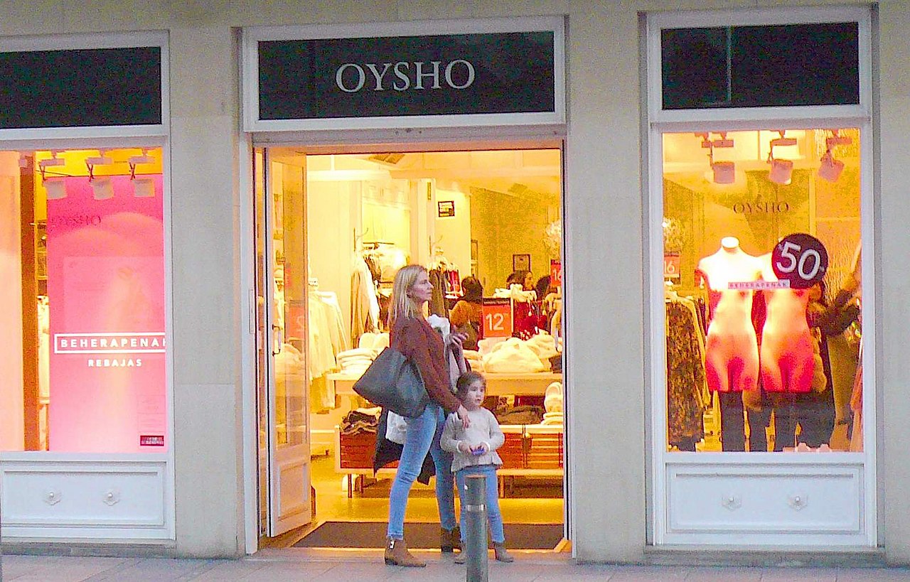 Rebajas de Oysho 2022: cinco jerséis de punto para ampliar nuestro fondo de  armario