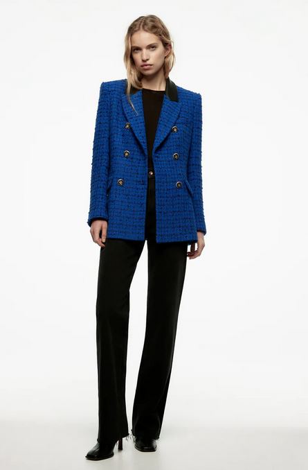 Zara rebaja 20 euros su blazer más bonita y diferente del momento