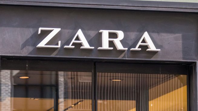 El chaleco de Zara rebajado 30 euros para combinar con los vaqueros