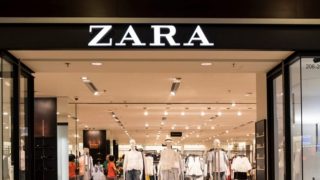 Zara rebaja un 70% los pantalones de moda esta temporada