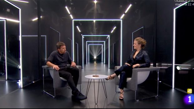 Antonio Banderas y María Casado en 'Las tres puertas'./RTVE
