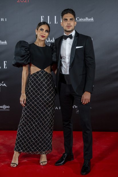 Melissa Pinto y Marc Bartra en un evento./Gtres