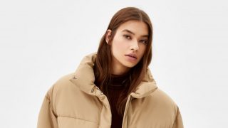 La cazadora que más éxito ha tenido en la web de Bershka está de oferta, nos podemos ahorrar más de 10 euros en su compra.