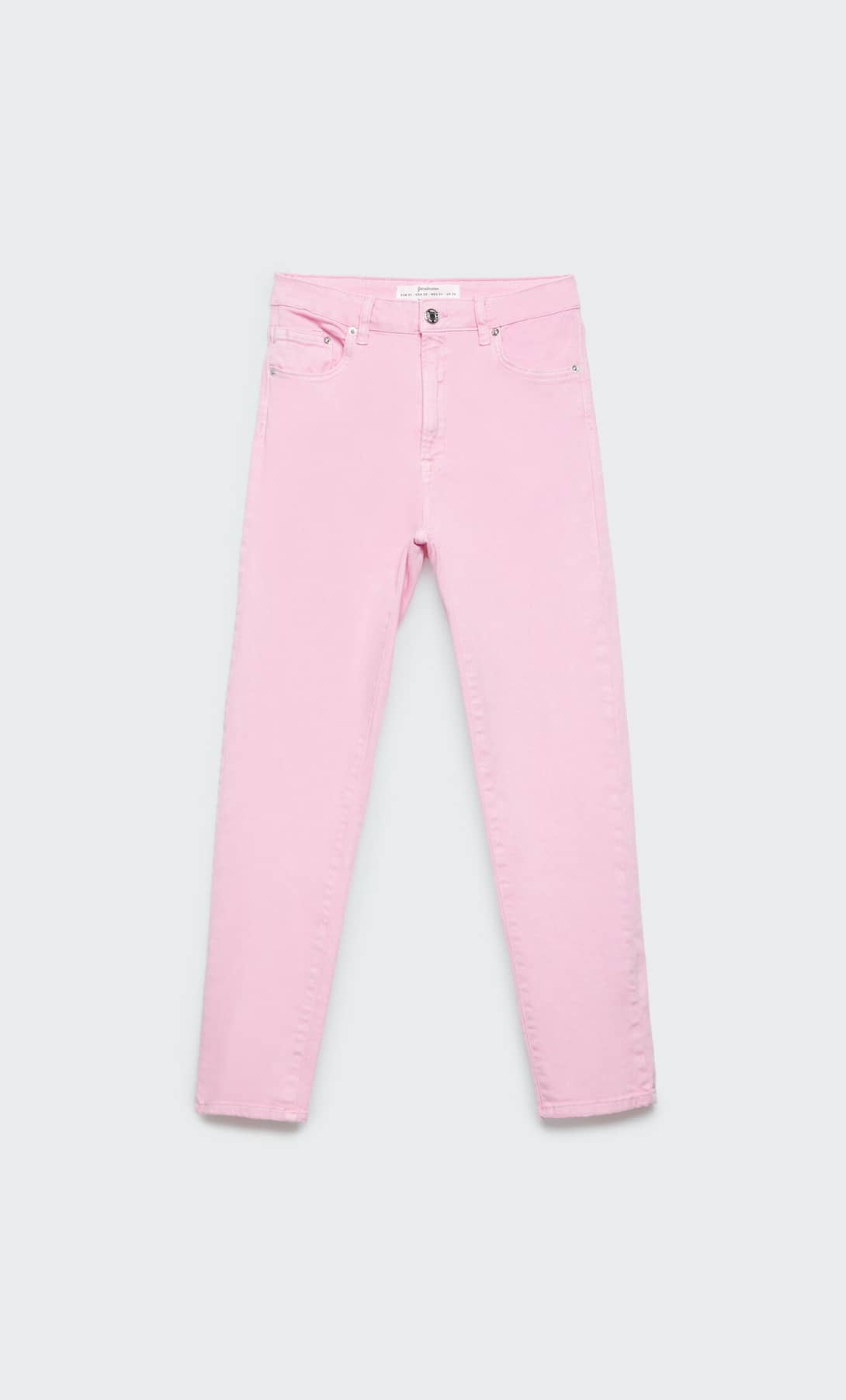 Los mom jeans de Stradivarius en rosa chicle más cómodos del mundo