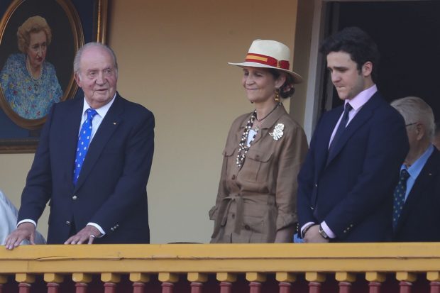 Froilán, la Infanta Elena y el Rey Juan Carlos / Gtres