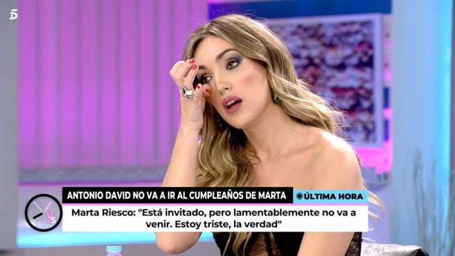 Marta Riesco en 'Ya son las ocho' / Telecinco