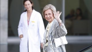 La Reina Sofía con un bolso de Hermès. / Gtres