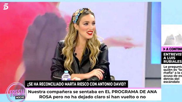 Marta Riesco en 'Ya son las 8' / Telecinco
