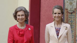 La Infanta Elena junto a la Reina Sofía. / Gtres