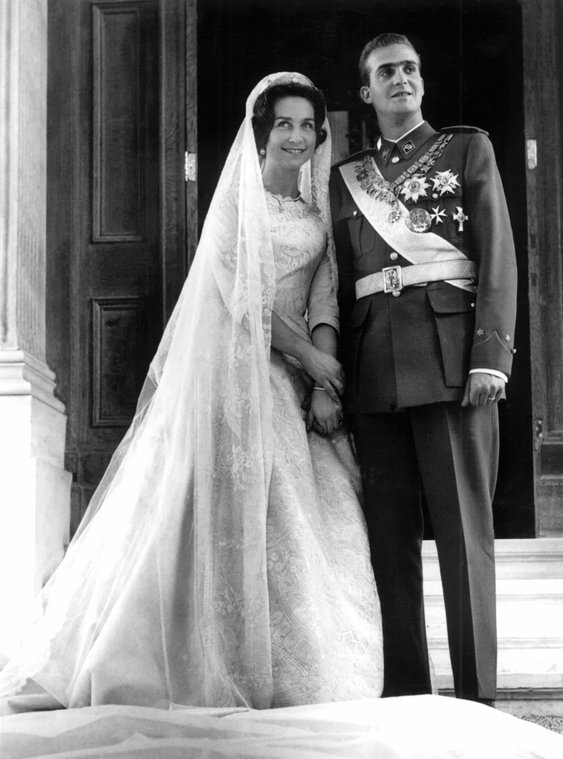 Juan Carlos Y Sofía Un Reencuentro En El Aire En Sus Bodas De Diamante