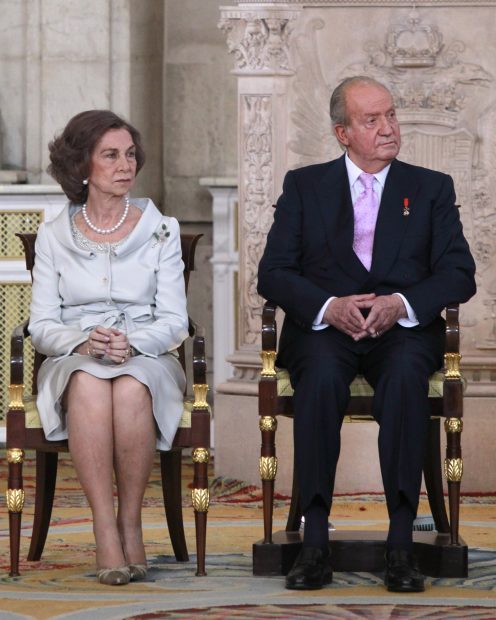 La Reina Sofía se marcha a Miami pero el lunes estará en Madrid para verse con don Juan Carlos