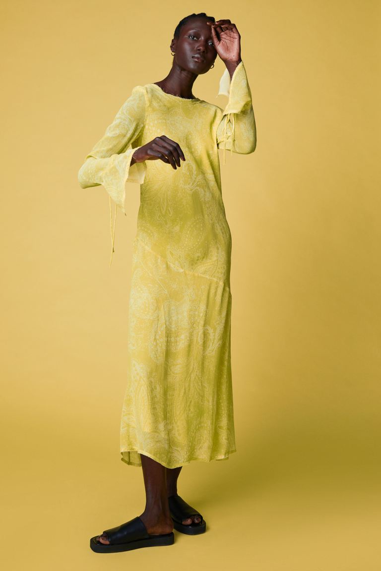 El vestido de H&M perfecto para el verano que le querrás copiar a Anna Ferrer Padilla