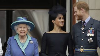 Harry y Meghan con la Reina Isabel. / Gtres