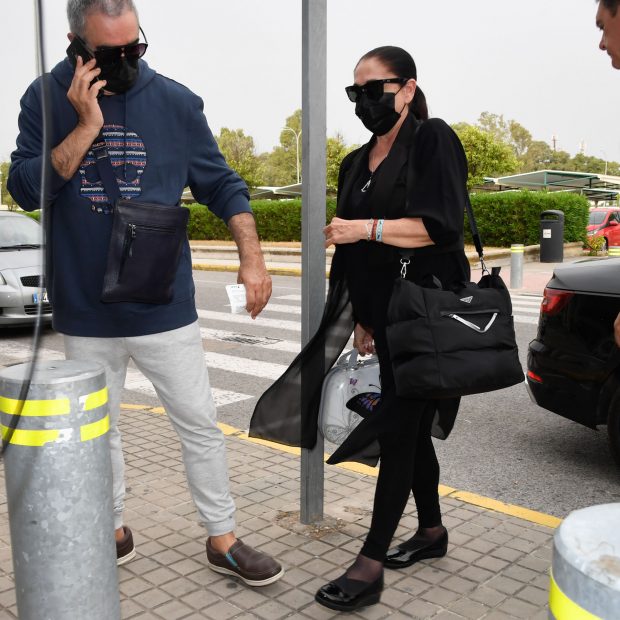 Isabel Pantoja llegando al Aeropuerto de Jerez / Gtres