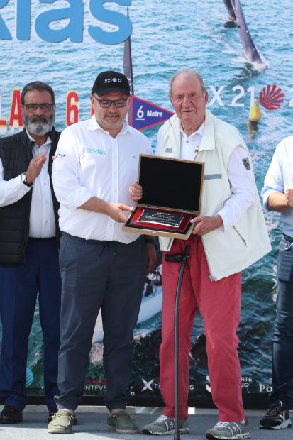 Juan Carlos I recogiendo un premio en Sangenjo / Gtres