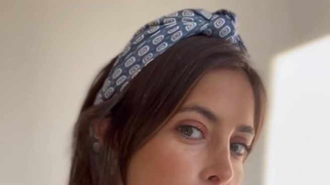 El vídeo viral que te enseña a ponerte un pañuelo en la cabeza tipo diadema