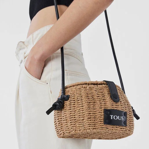 El bolso de rafia de Tous que será un top ventas de verano