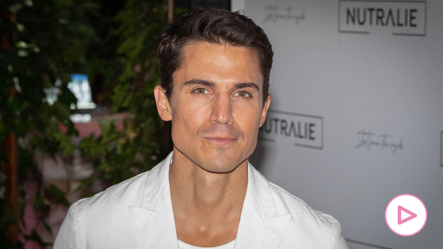 El lado más romántico de Álex González con ‘su último amor’