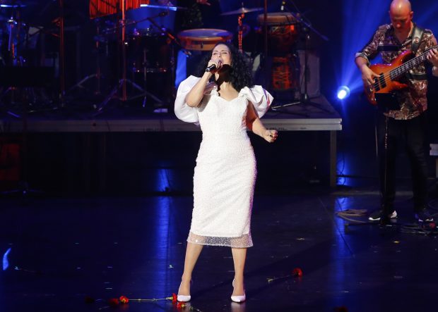 Rosa López cantando / Gtres