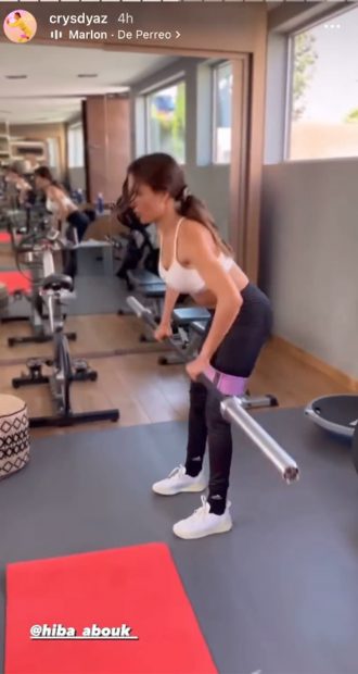 Hiba Abouk haciendo ejercicio / Instagram