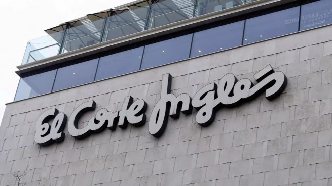 Los capazos rebajados de El Corte Inglés para los días de playeo