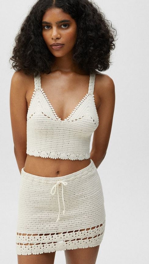 La minifalda crochet de Pull&Bear con la que enamorarte este verano