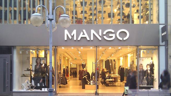 El shopper rebajadísimo de Mango que lo tiene todo para ser el superbolso