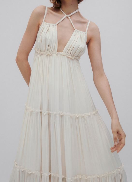 El vestido plisado de Massimo Dutti Studio de estilo griego
