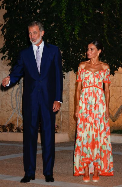 El Rey Felipe VI junto a la Reina Letizia / Gtres