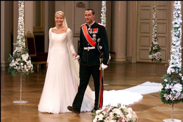 Mette Marit y Haakon de Noruega en su boda / Gtres
