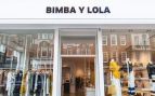 La riñonera de piel de Bimba y Lola ideal para llevar con shorts y un top